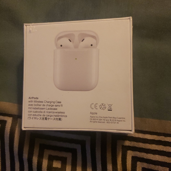 Apple airpods 2nd Gen
